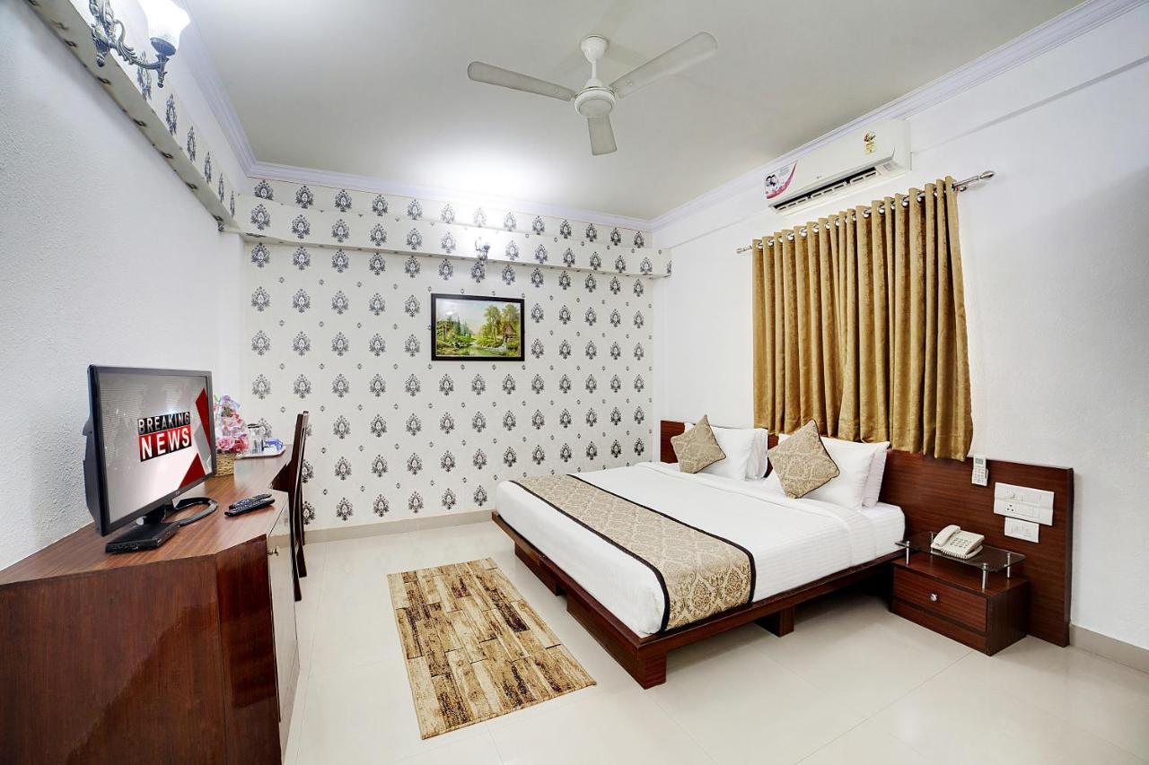 The Liverpool Blue Hotels Bangalore Luaran gambar