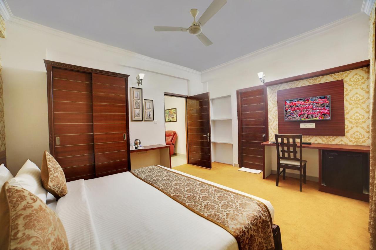 The Liverpool Blue Hotels Bangalore Luaran gambar