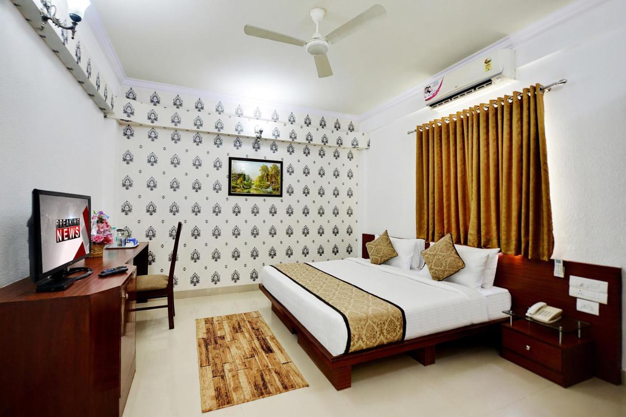 The Liverpool Blue Hotels Bangalore Luaran gambar