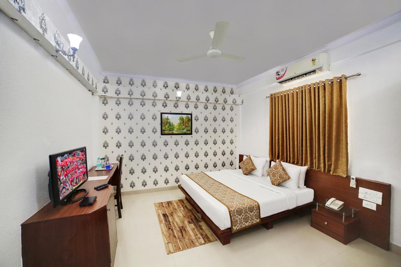 The Liverpool Blue Hotels Bangalore Luaran gambar